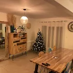 Agreable Maison De A 500 Metres De La Cite