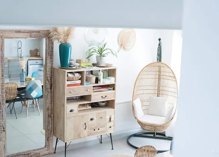 Agreable Maison De A 500 Metres De La Cite בית נופש